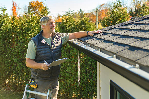 Professional Roof Leak Repair technician working in Amo, IN